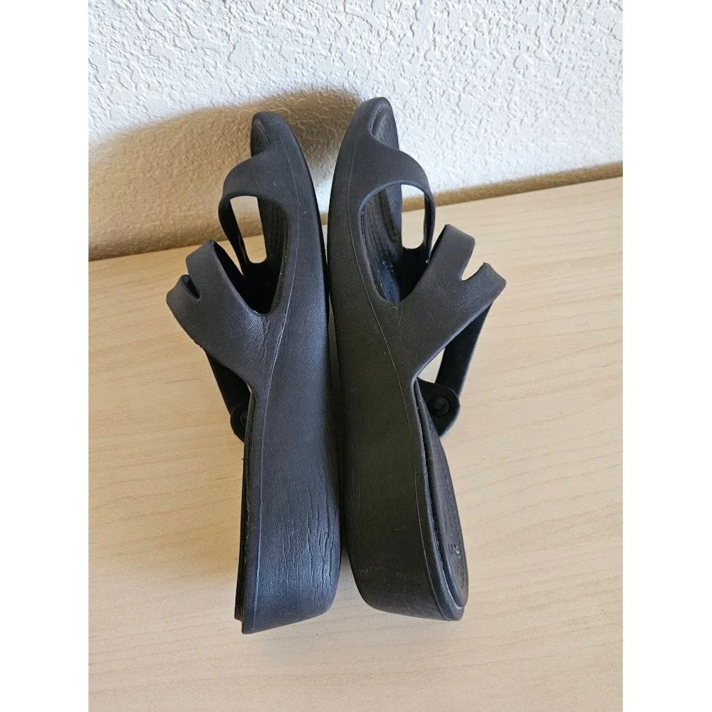 Crocs Patricia Black Multi Strap Wedge Sandals Womens 8 Comfort Slip On Shoes